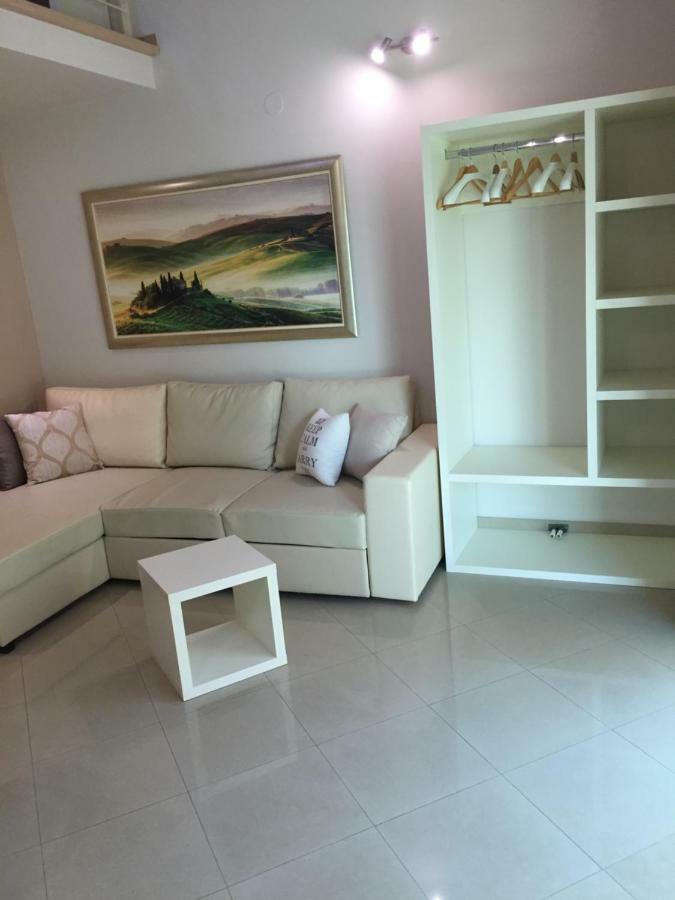 Apartment Jani Floor *